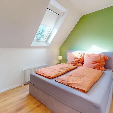 Apartment Zentral Und Modern - Mit 2 Sz Und Arbeitsplatz Paderborn