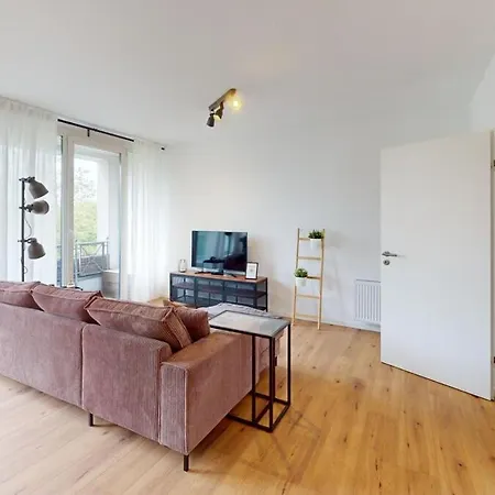 Apartment Zentral Und Modern - Mit 2 Sz Und Arbeitsplatz Paderborn